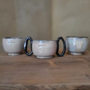 Kerstcadeau's maken in keramiek